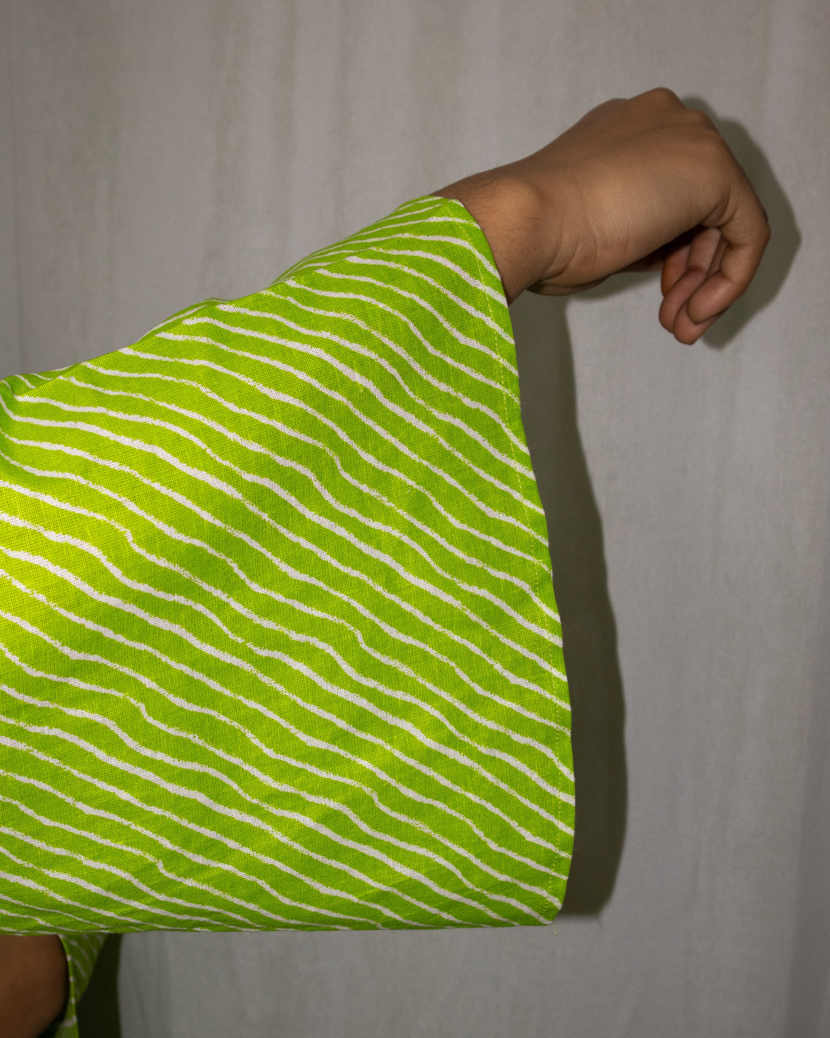 Leher Deep Back Bell Sleeve Kurti