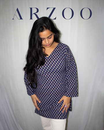 Arzoo V-Neck Bell Sleeve Kurti