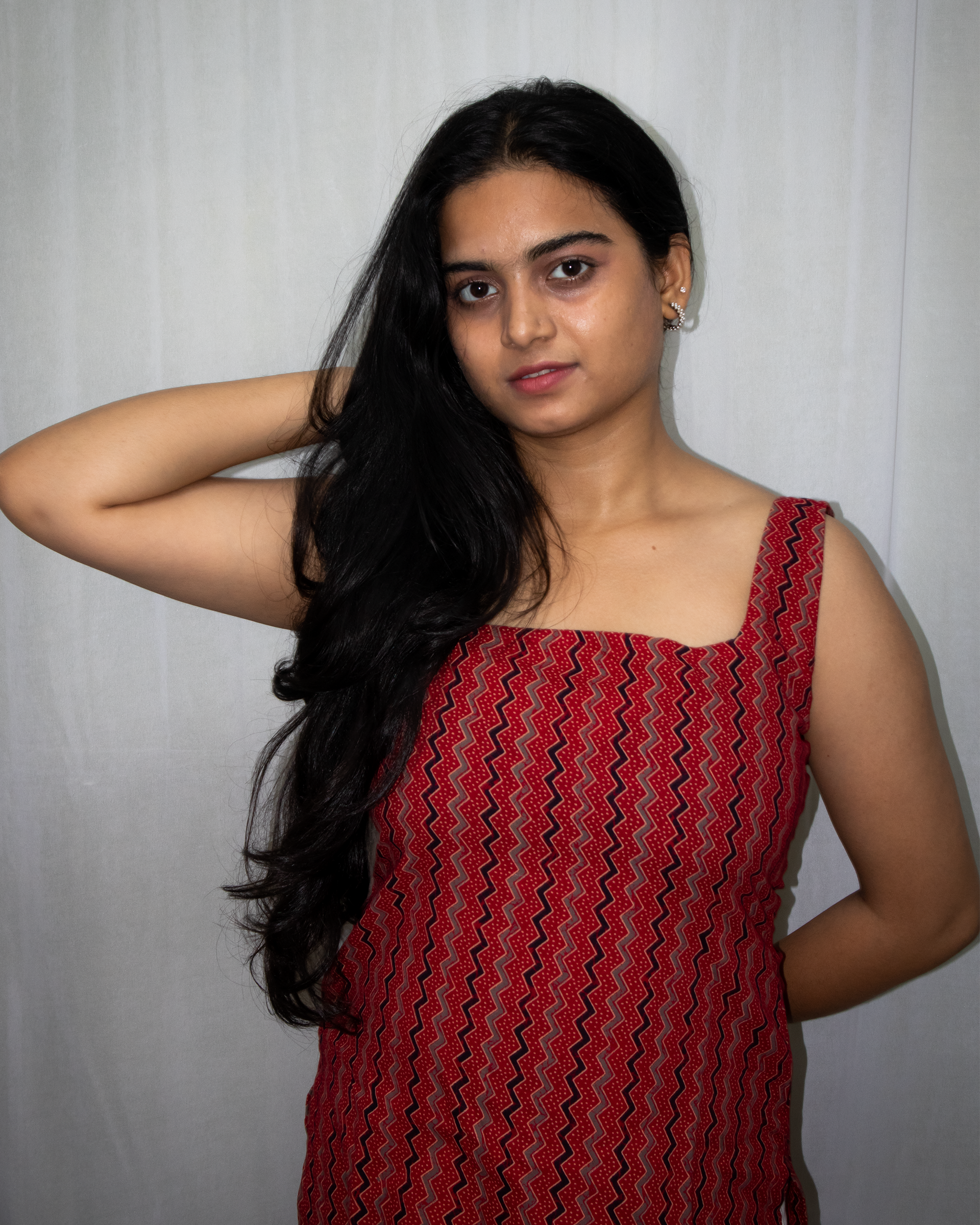 Raahi Long Sleeveless Kurti