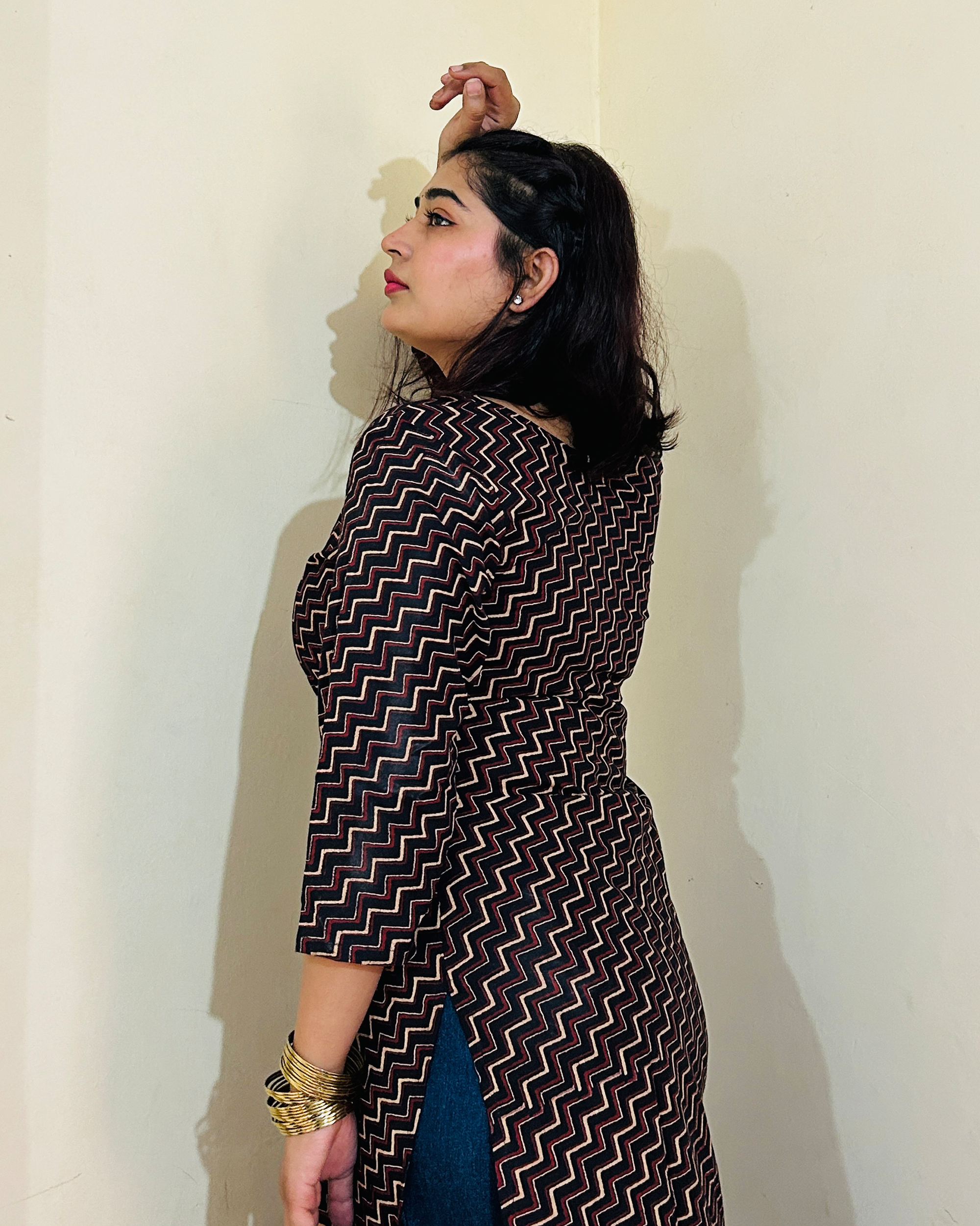 Mahira Zigzag Long Straight Kurti