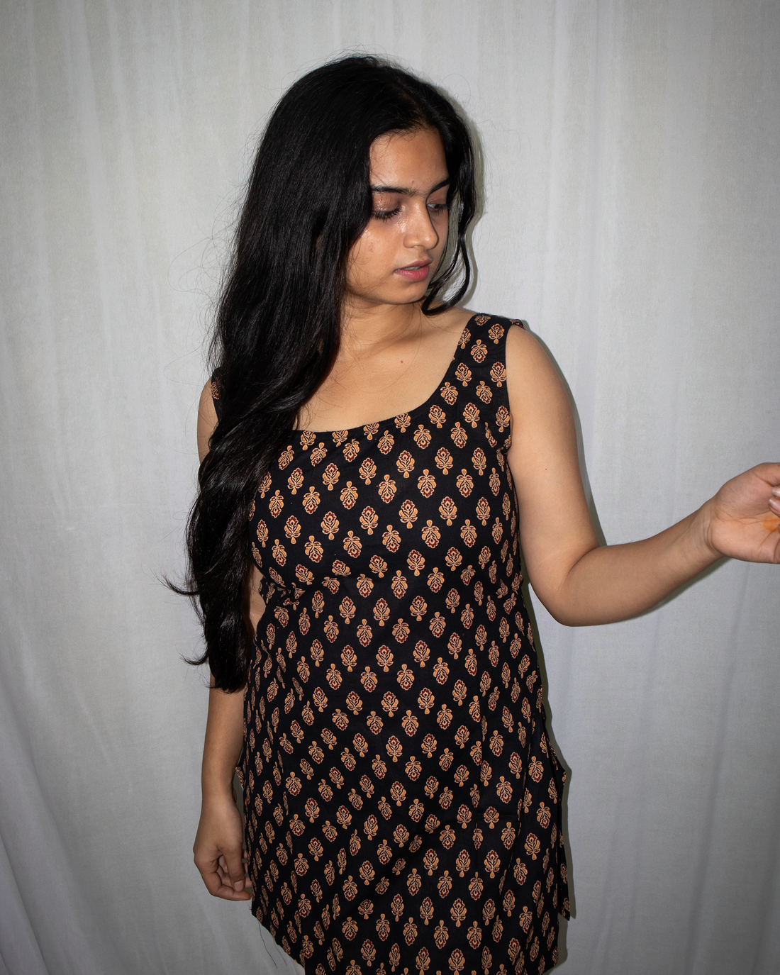 Noor Sleeveless Kurti