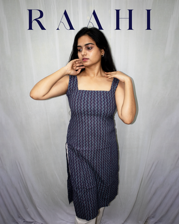 Raahi Long Sleeveless Kurti
