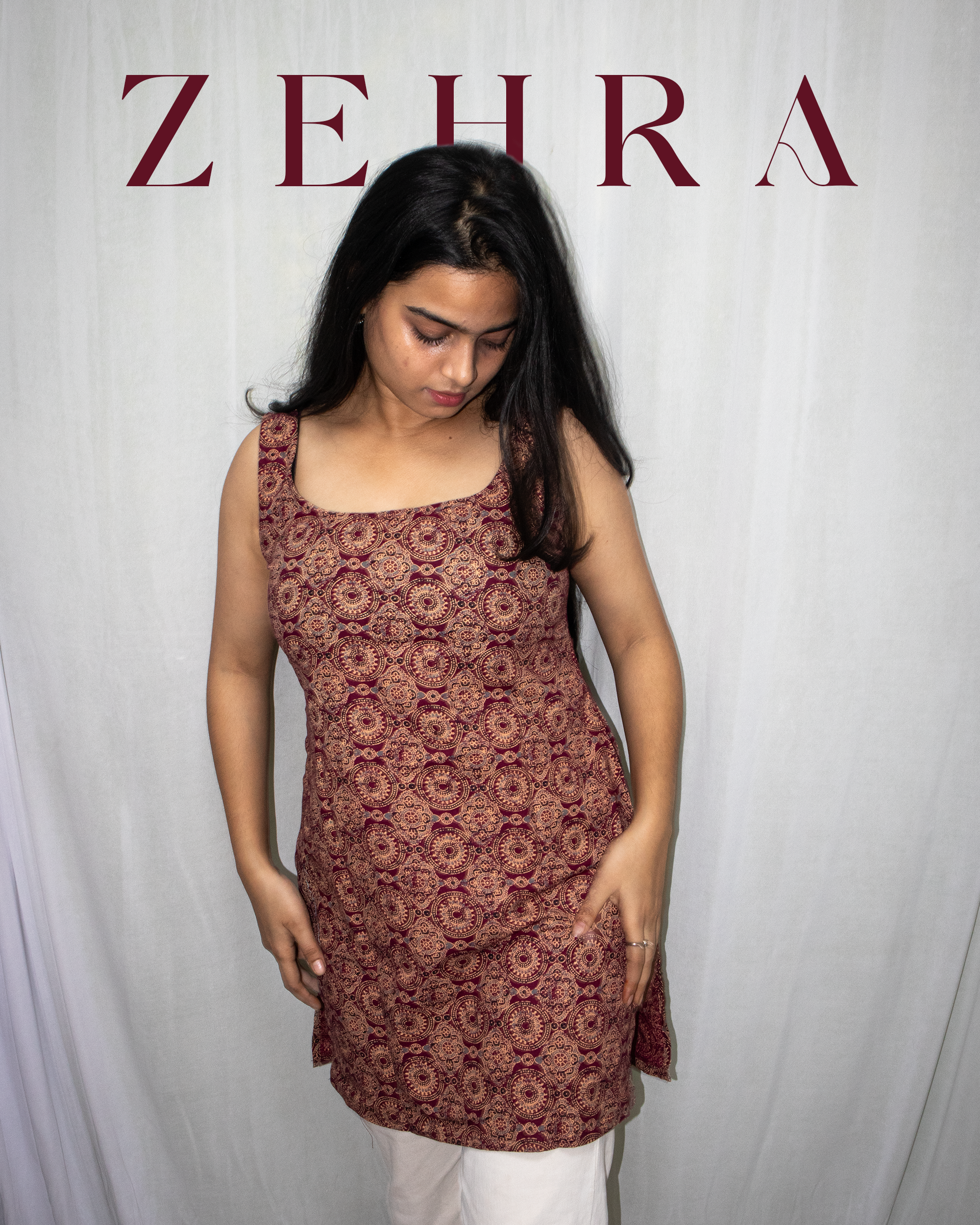 Zehra Deep Back Sleeveless Kurti