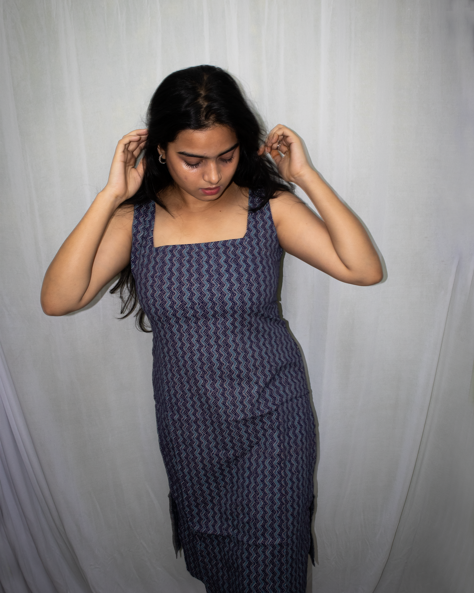 Raahi Long Sleeveless Kurti