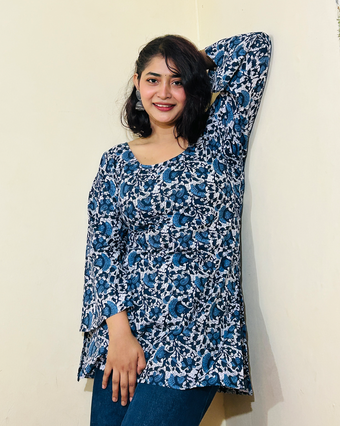 Rimsha Deep Back Bell Sleeve Kurti