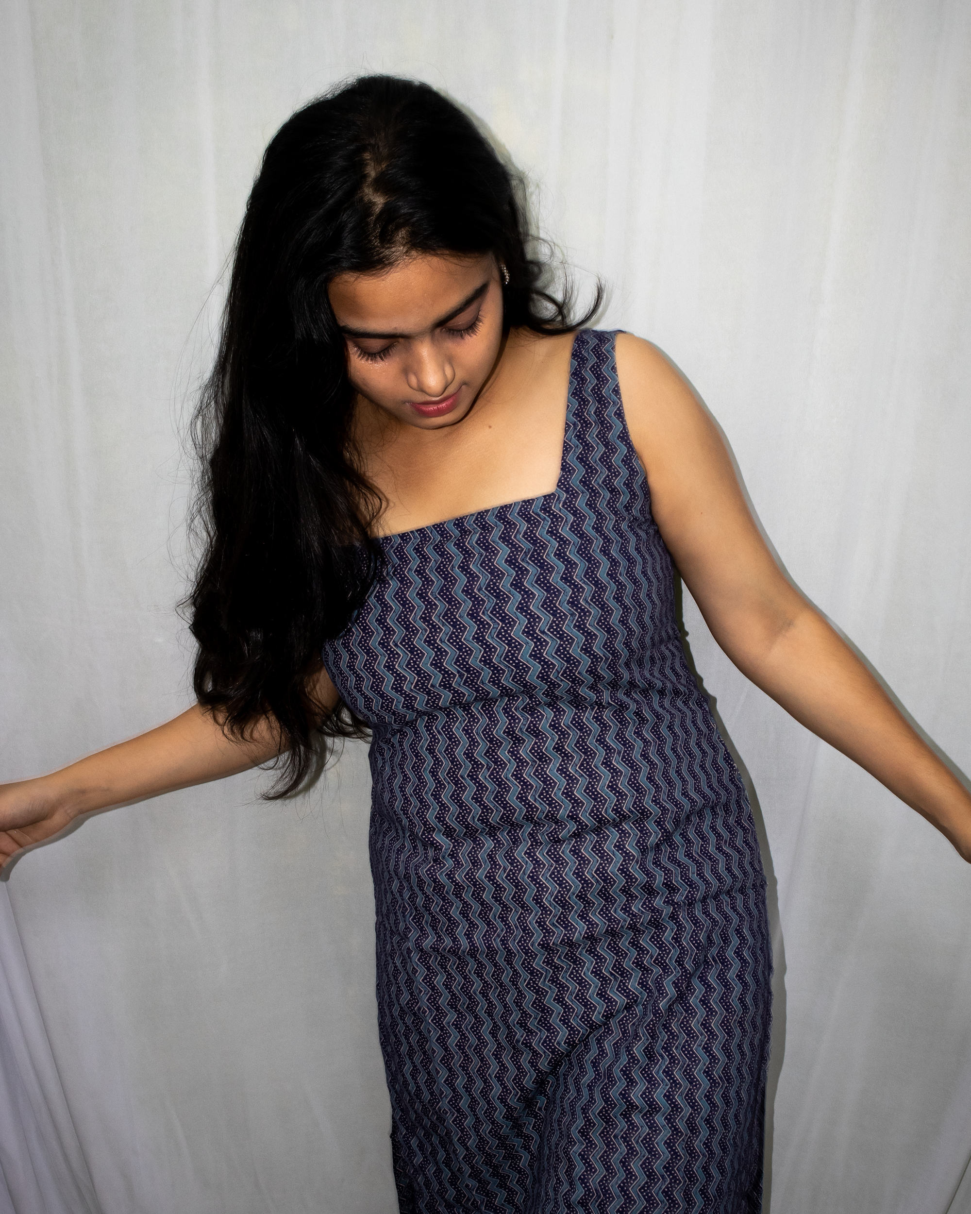 Raahi Long Sleeveless Kurti