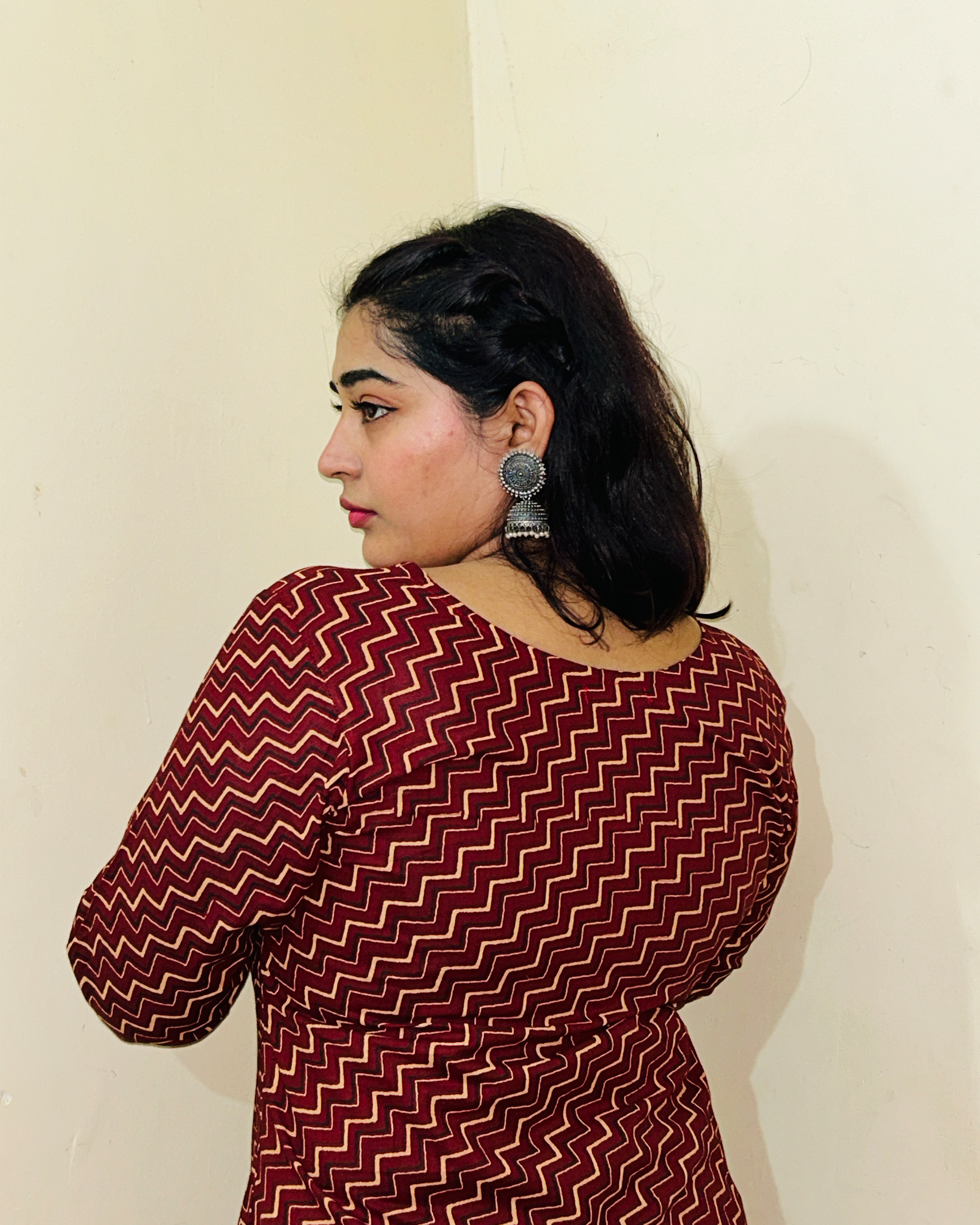 Mahira Zigzag Long Straight Kurti